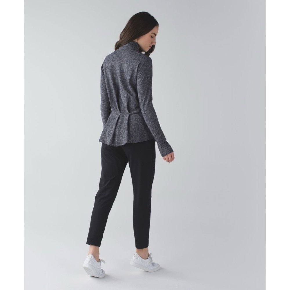 Lululemon Warm Your Core Tee